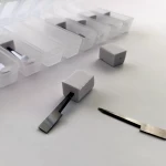 Atom-01039909-blade-1